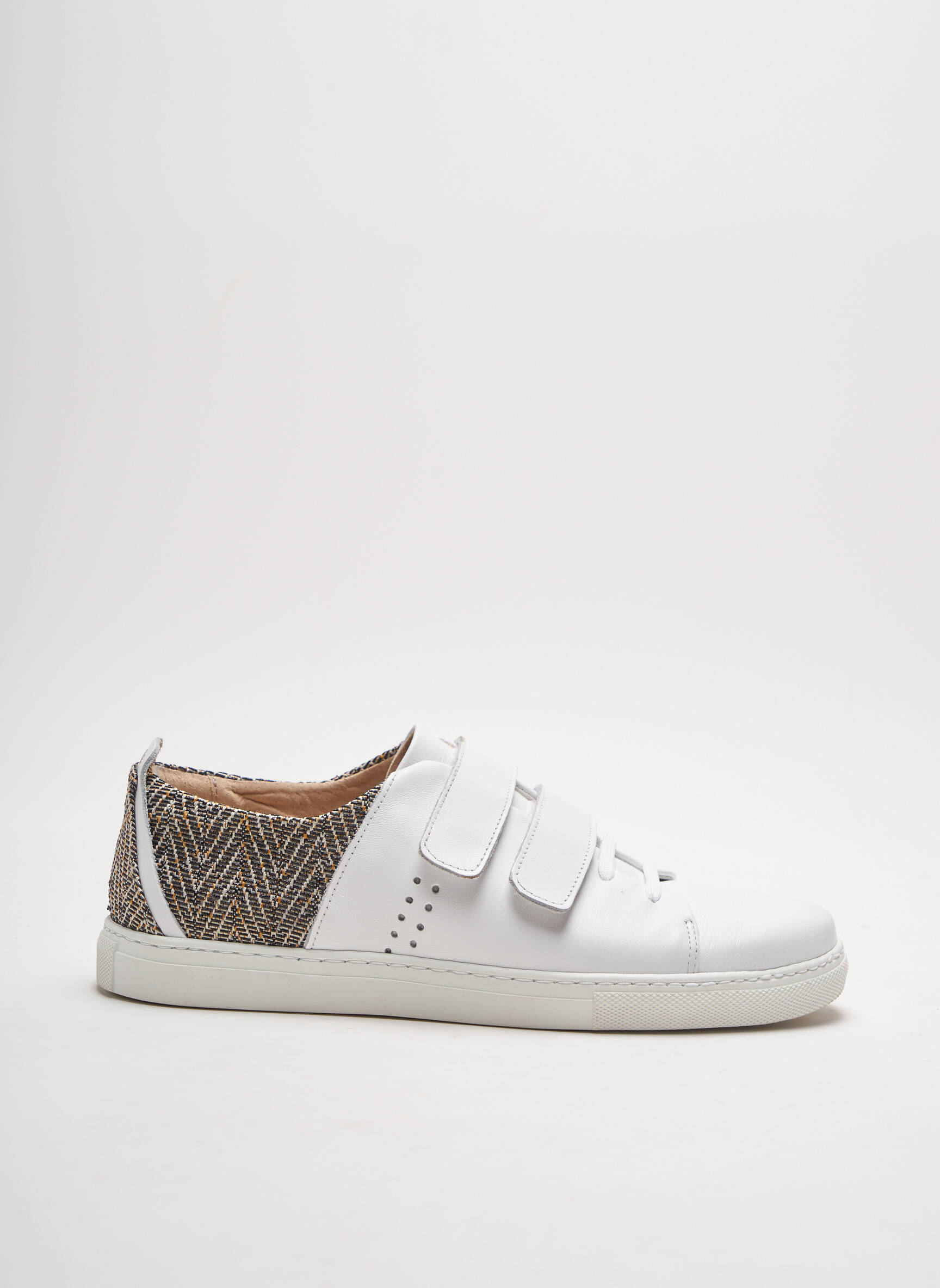 M Moustache Baskets Femme couleur blanc
