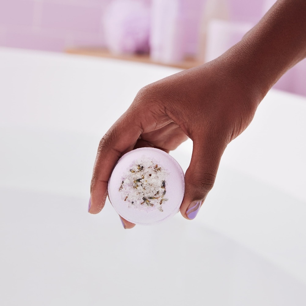 kylie by kylie jenner Kylie Skin Bombe de Bain à la Lavande Bombe de Bain à la Lavande