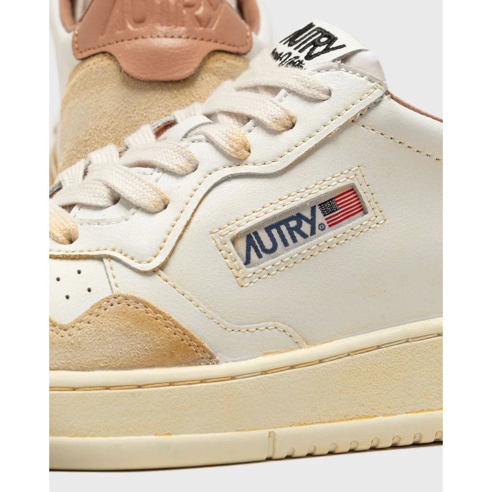 Autry WMNS SUP VINT LOW AVLWYL06 / braun