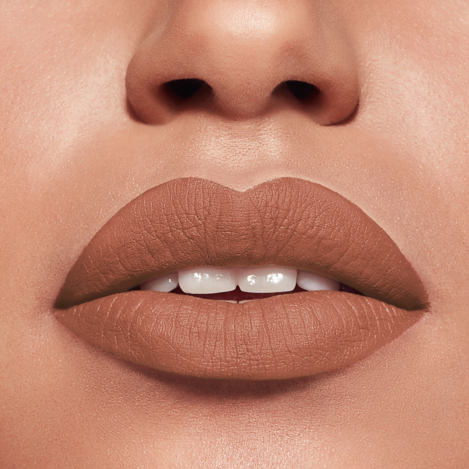 „Bourjois Rouge“ aksominis lūpų dažų rinkinys