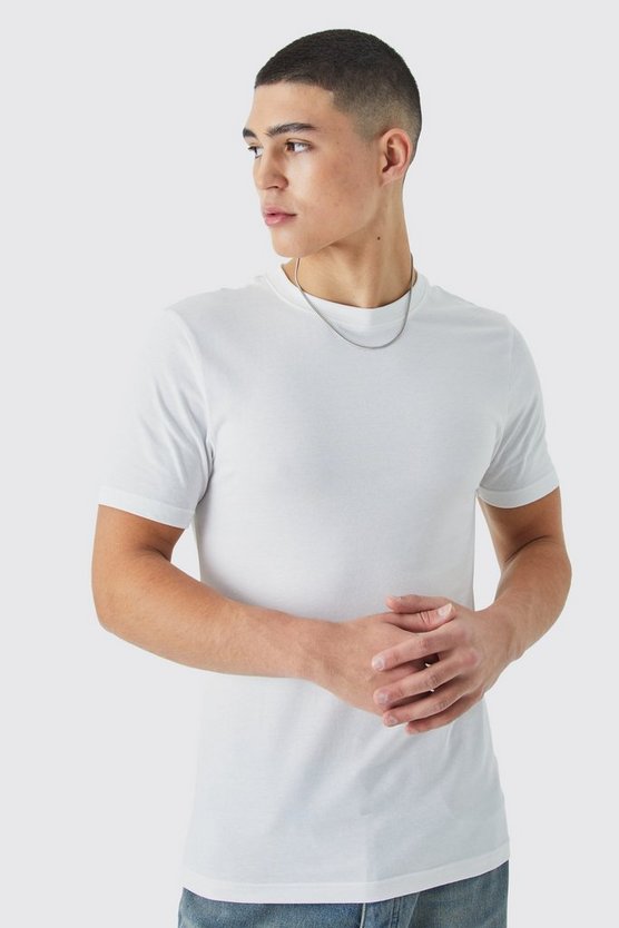 Basic Muscle-Fit T-Shirt