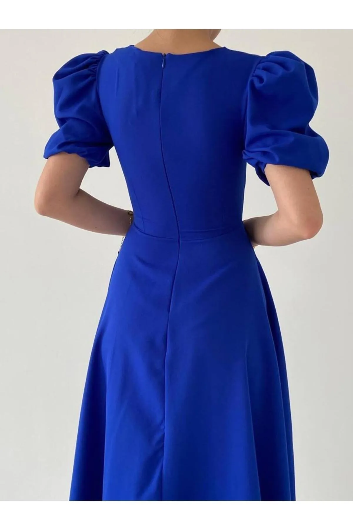 Afiş Butik  Saks – Blaues Midikleid mit Wassermelonenärmeln