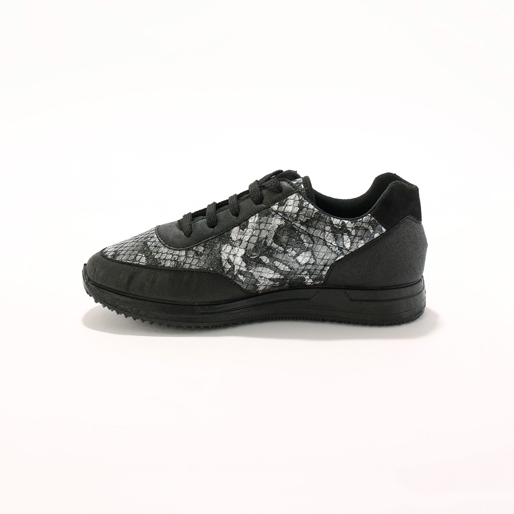 Baskets lacées spécial pieds sensibles en tissu extensible