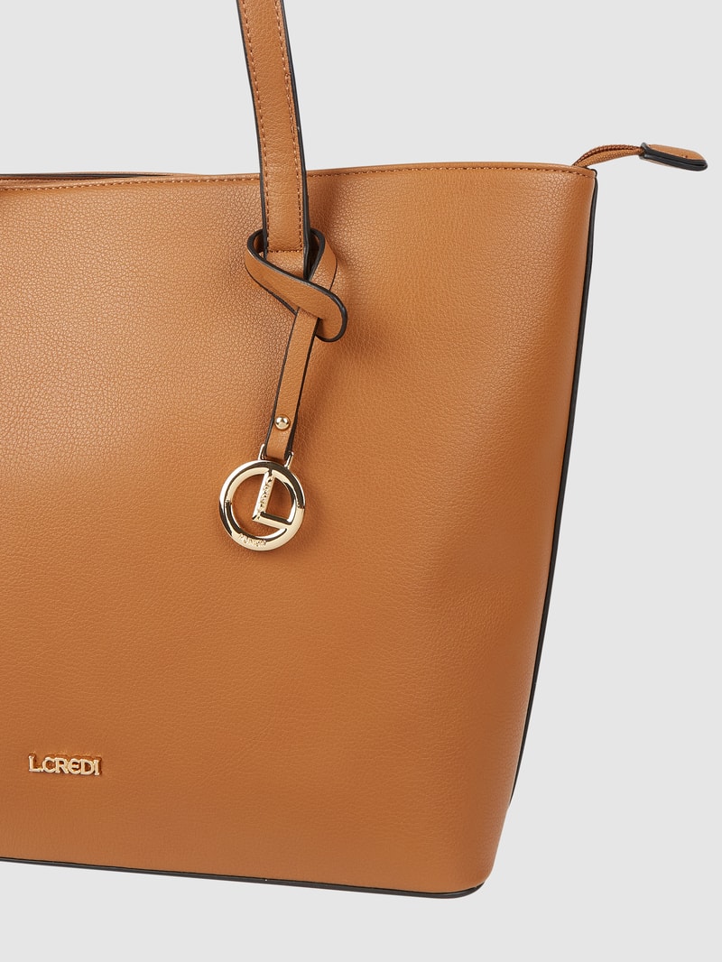 Shopper mit Label-Applikation Modell 'FILIPPA' in cognac