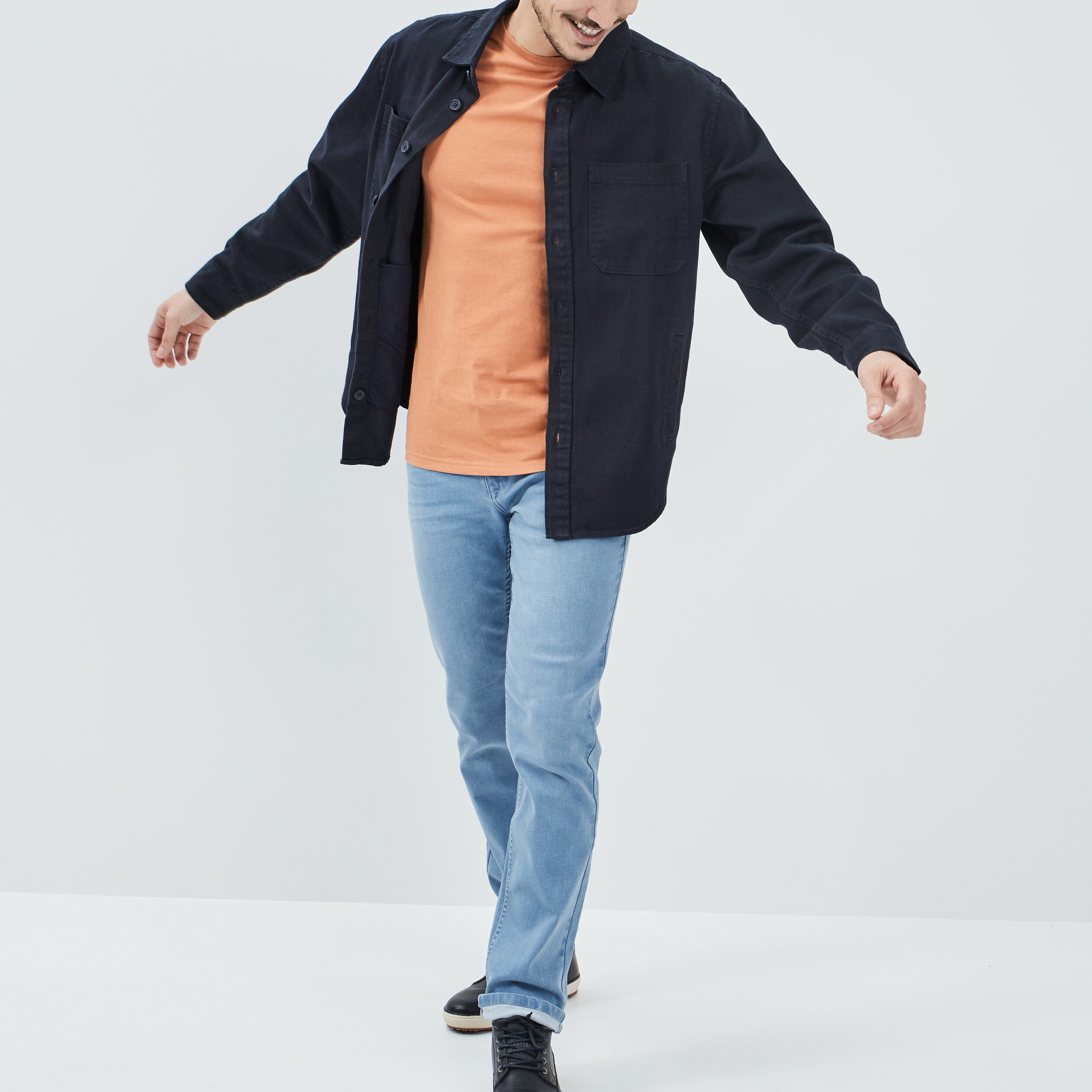 Chemise avec deux poches plaquées bleu marine homme | La Halle