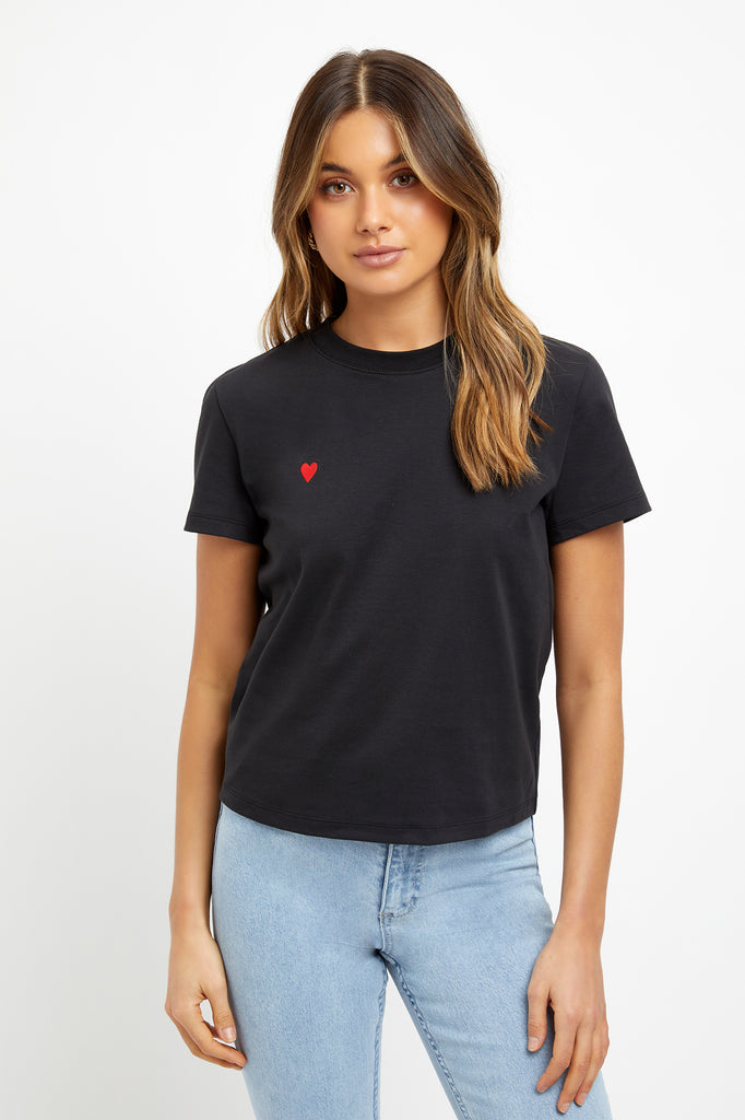 T-shirt coeur brodé