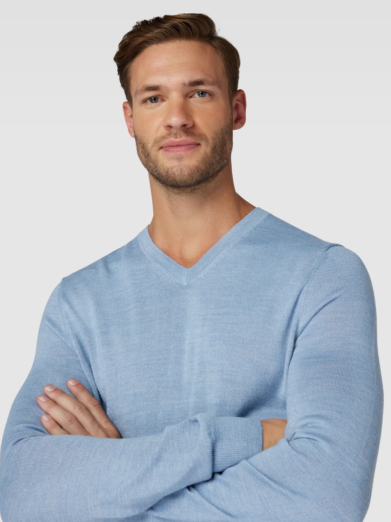 Strickpullover in hellblau meliert