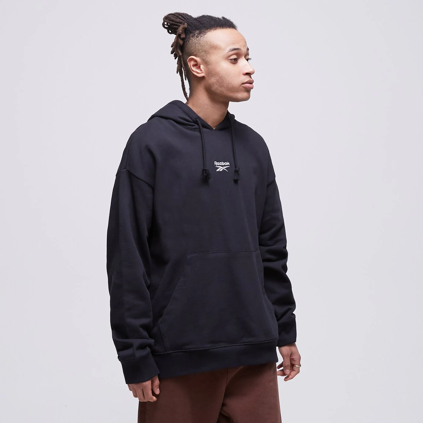 REEBOK SWEATSHIRT Z KAPTUREM CL SV CREW Schwarz