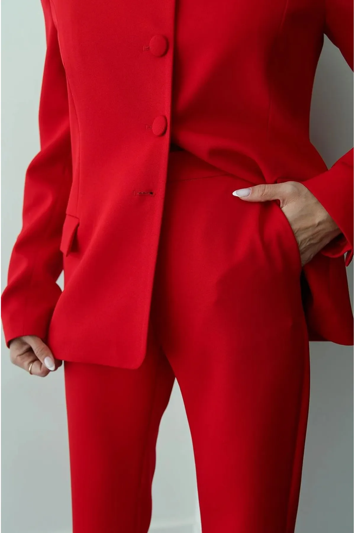 My Blog  Rotes Premium-Jacken-Hose-Set mit rundem Kragen