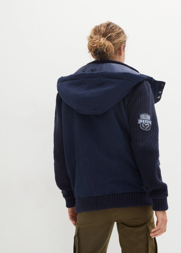Umstands / Tragejacke mit Strickärmeln und Kapuze