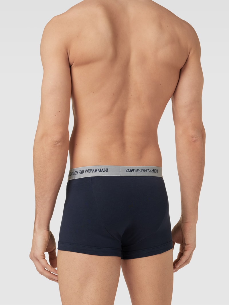Hipster mit elastischem Logo-Bund in blau