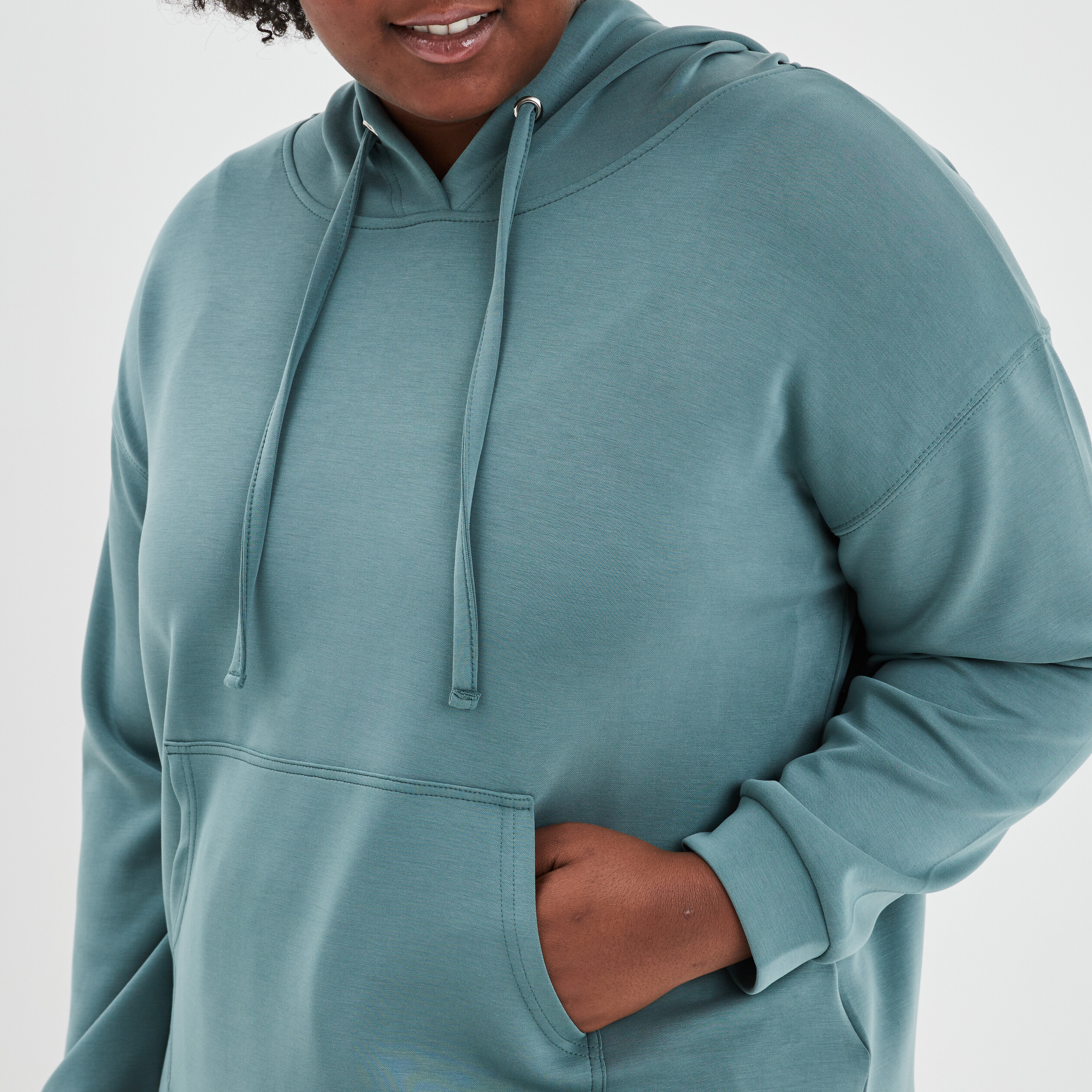 Sweat à capuche hoodie vert foncé femme grande taille | La Halle