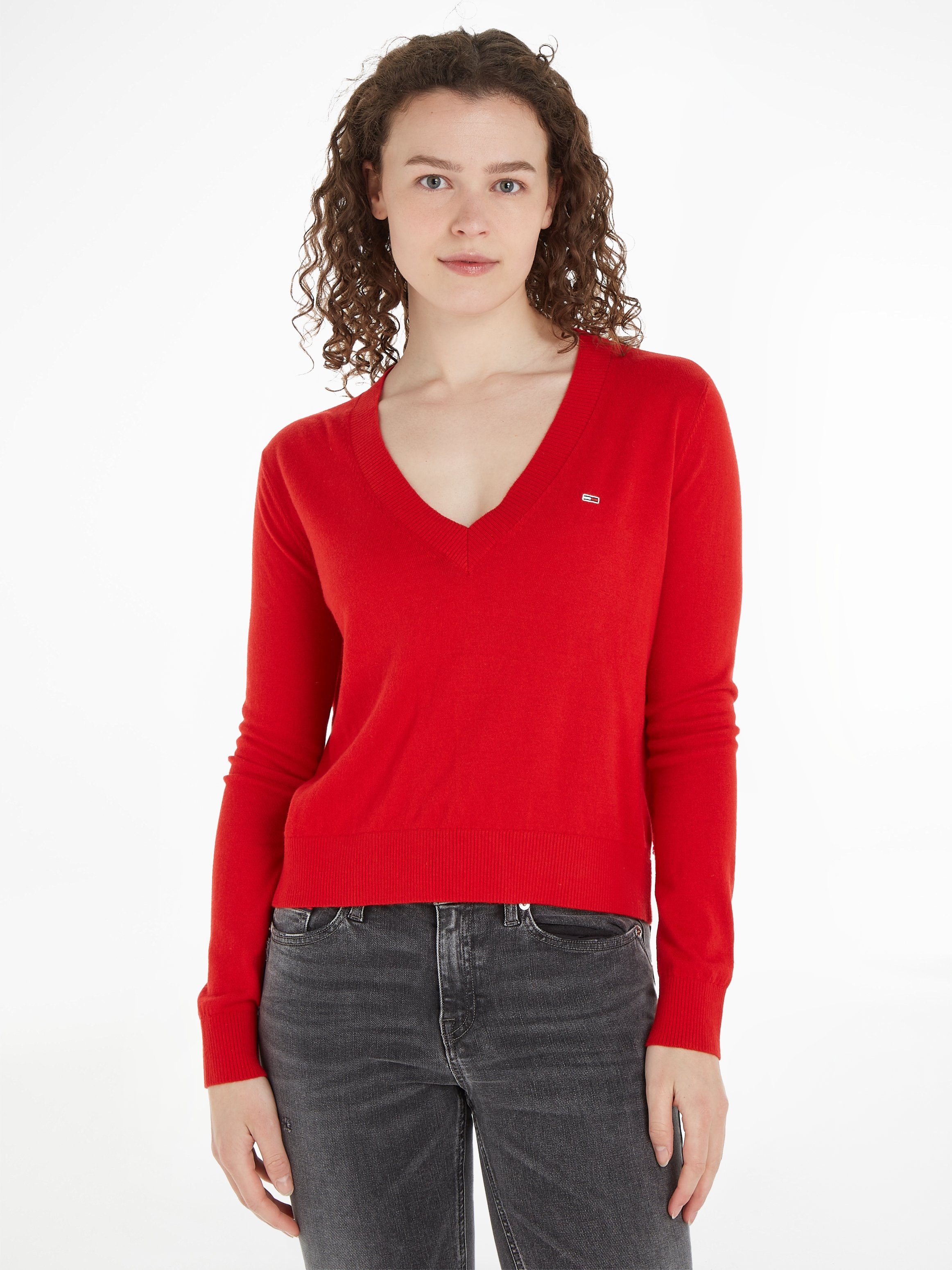 Tommy Jeans V-Ausschnitt-Pullover TJW ESSENTIAL VNECK SWEATER mit Tommy Jeans Markenlabel