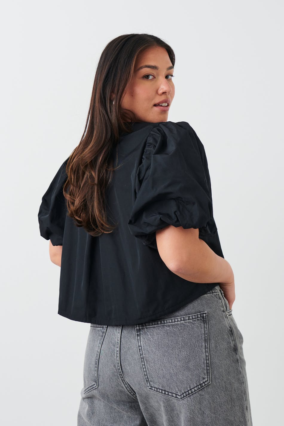 Puff sleeve blouse