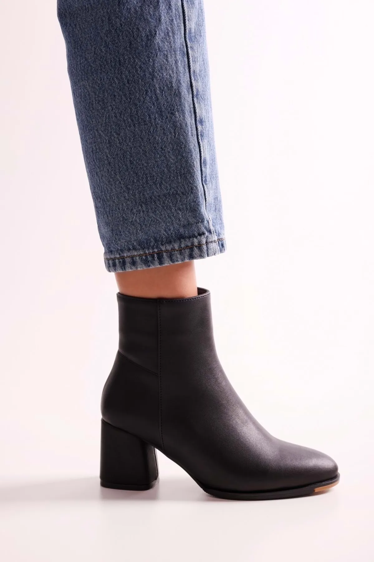 Shoeberry  Haylee Black Skin Damenstiefel mit Absatz Black Skin