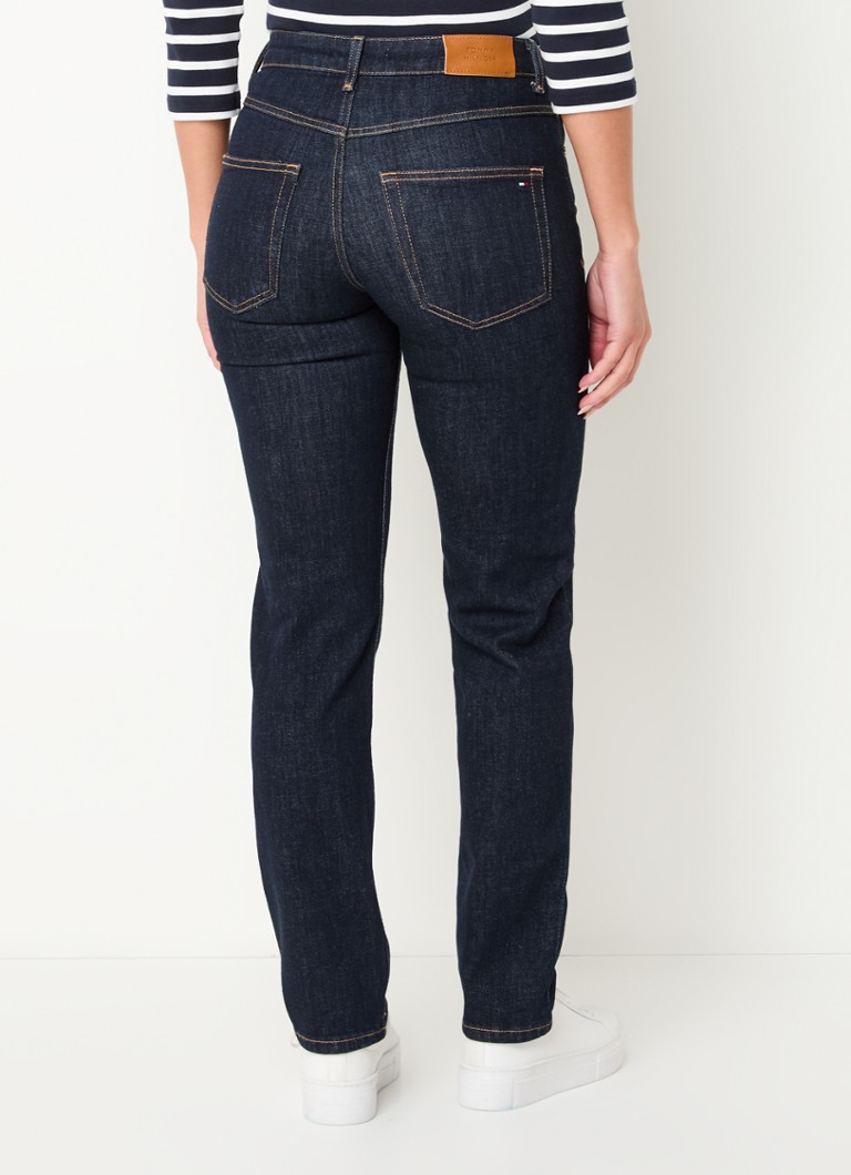 Blugi clasici Tommy Hilfiger slim fit cu talie înaltă, într-o nuanță închisă.
