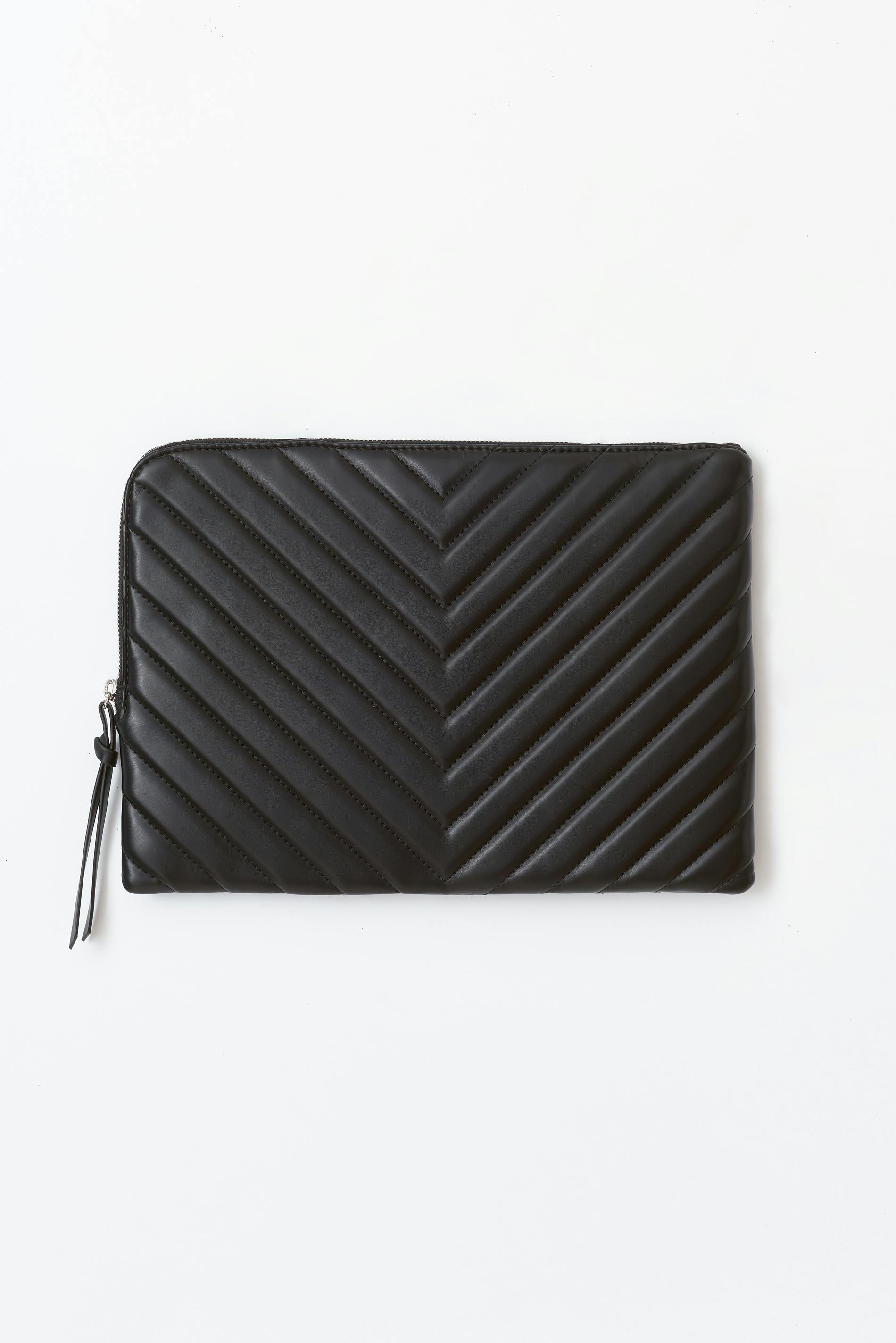 Quilted laptop case
