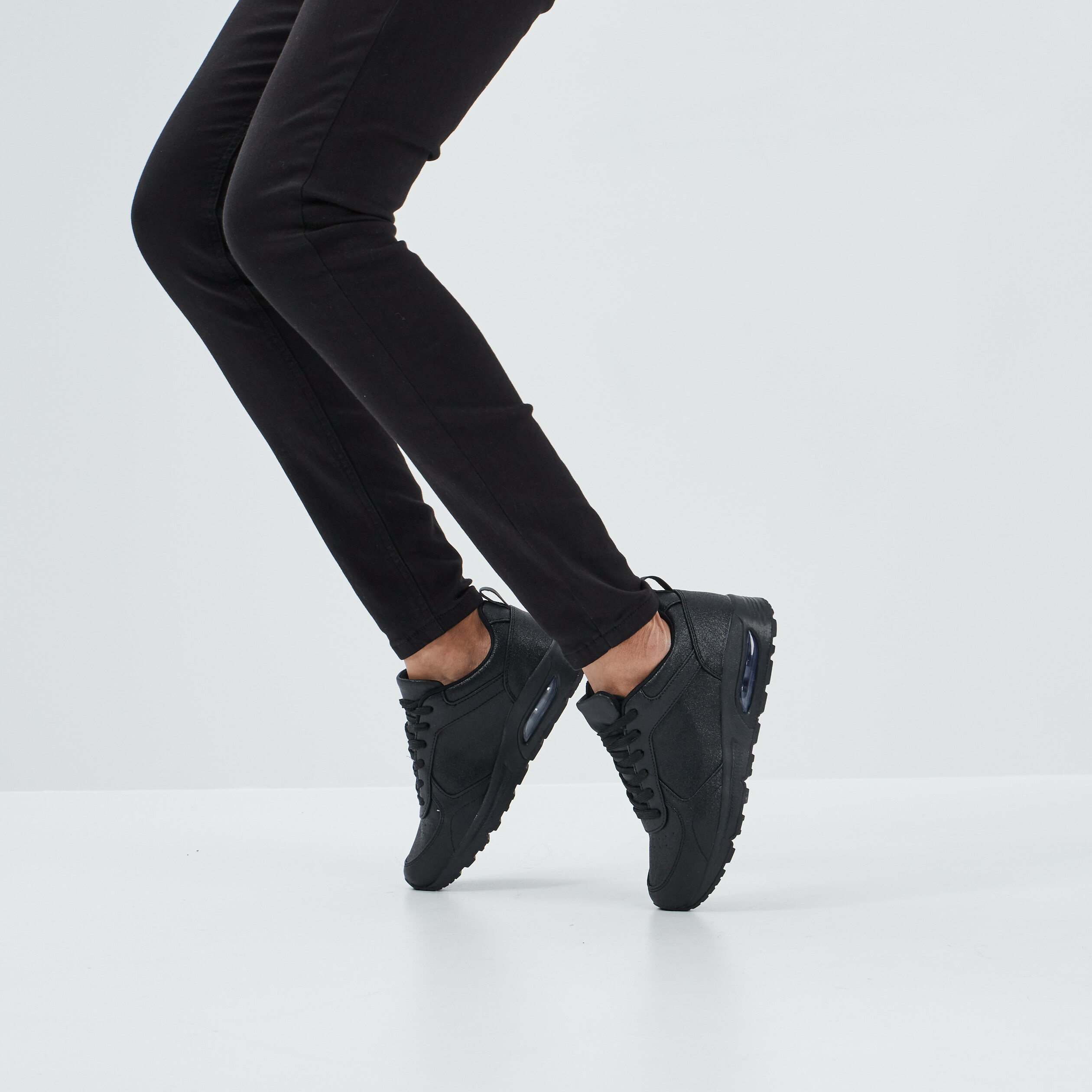 Runnings Liberto noir femme | La Halle