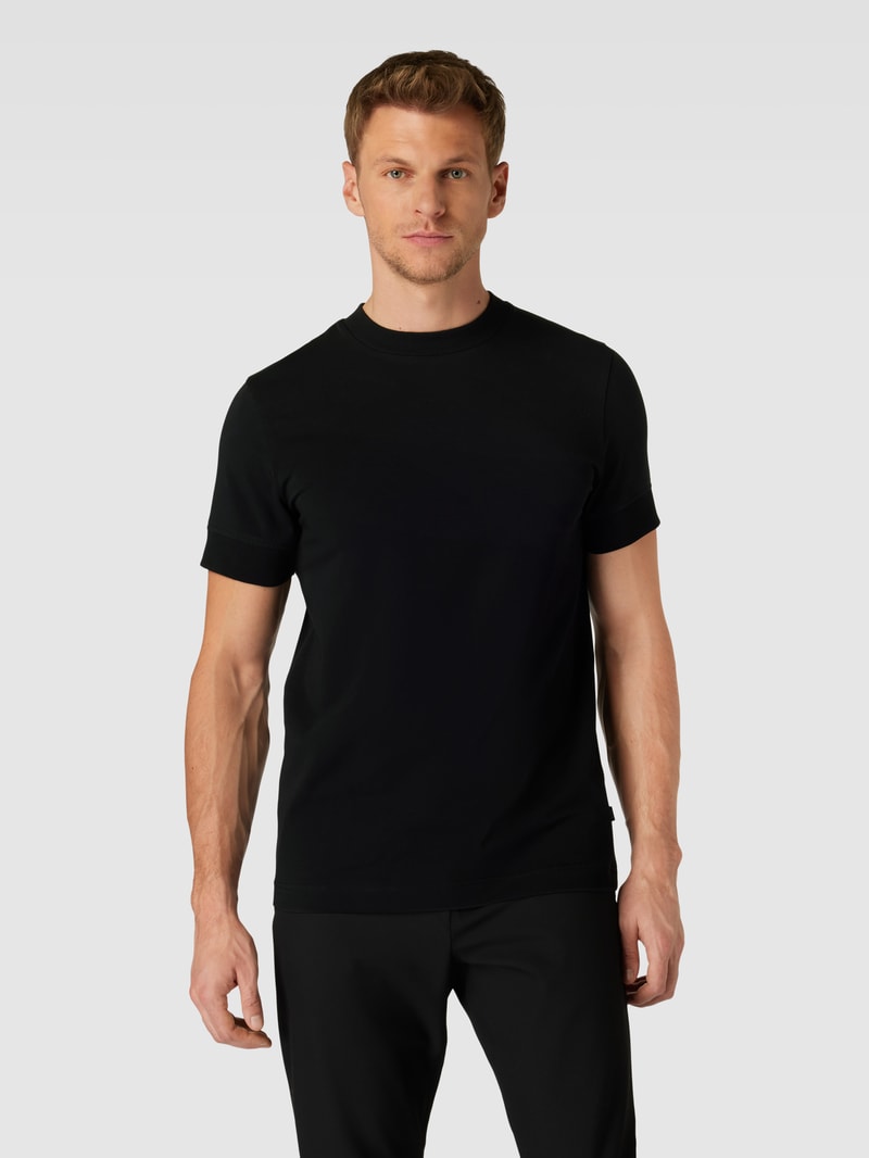 T-Shirt mit Label-Detail Modell 'Cedric' in schwarz