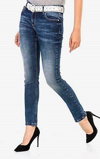 Cipo & Baxx Jeans im lässigen Used Look