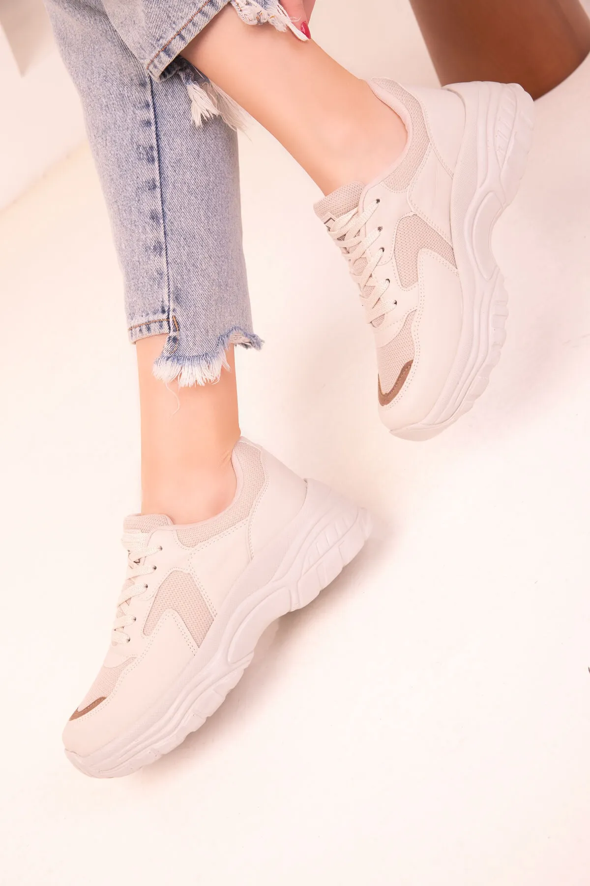 SOHO  Beige-braune Damen Sneakers 18146