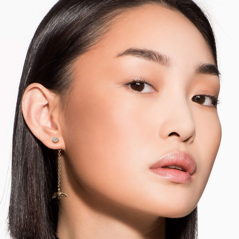 DIOR Dior Forever Natural Bronze   Poudre bronzante bonne mine - 95 % de pi gments d'origine minérale