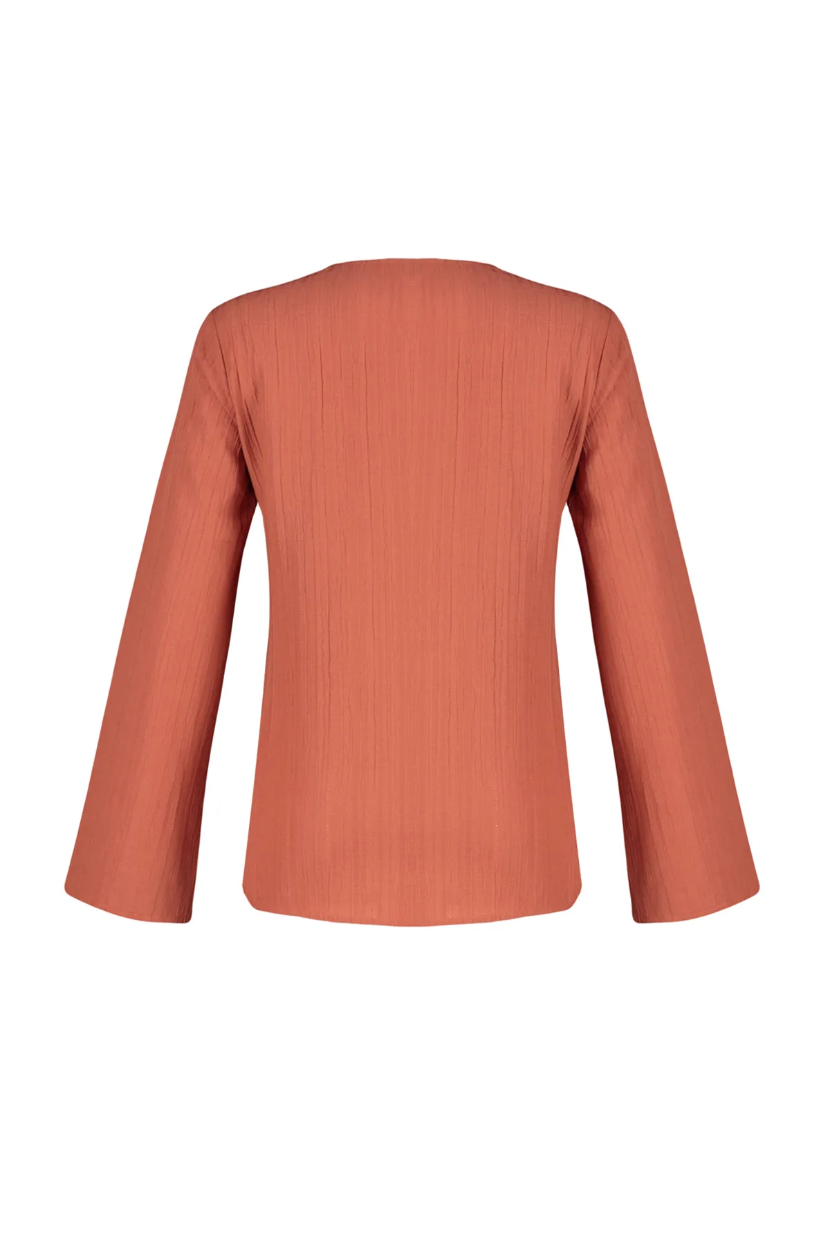 Trendyol Collection  Strukturierte Webbluse mit Kachelvorderteil und Bindeband TWOSS24BZ00331