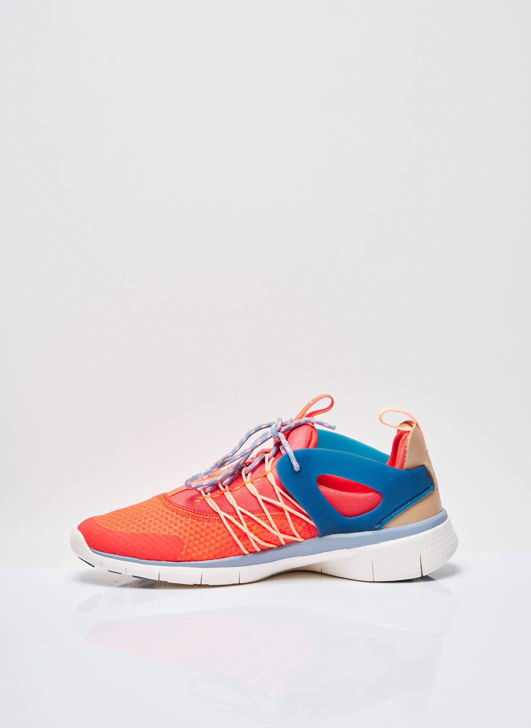 Nike Baskets Femme couleur orange
