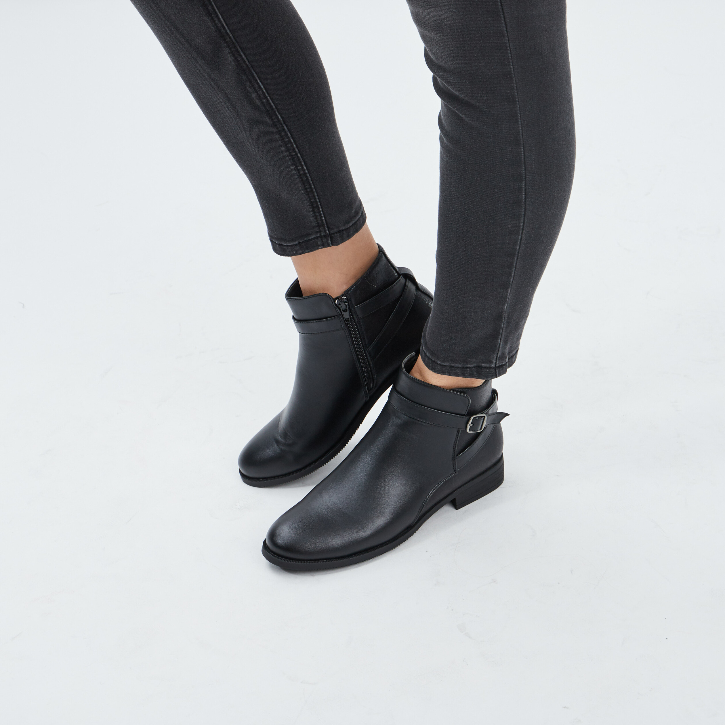 Bottines avec brides noir femme | La Halle