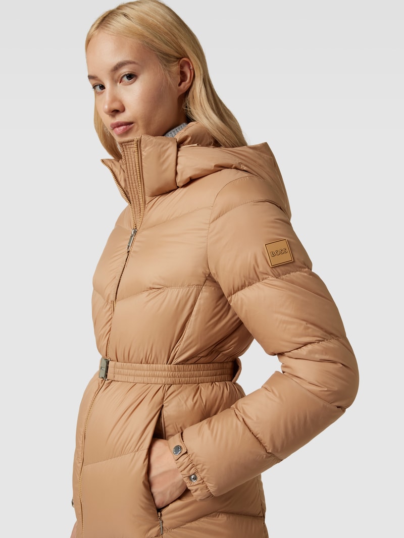 Steppmantel mit Kapuze Modell 'Pamaxi' in camel
