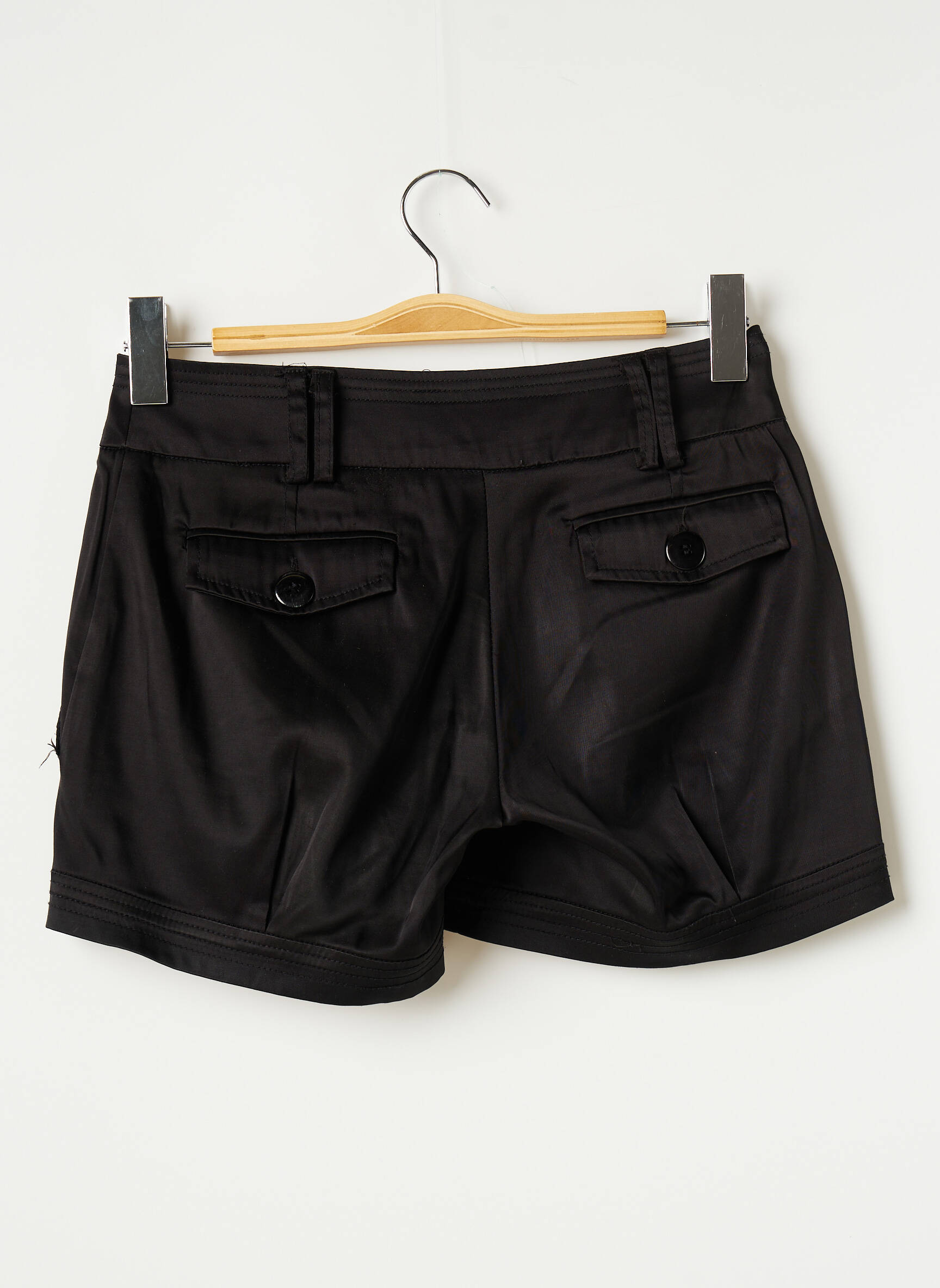 Sans Marque Shorts 1 Femme couleur noir