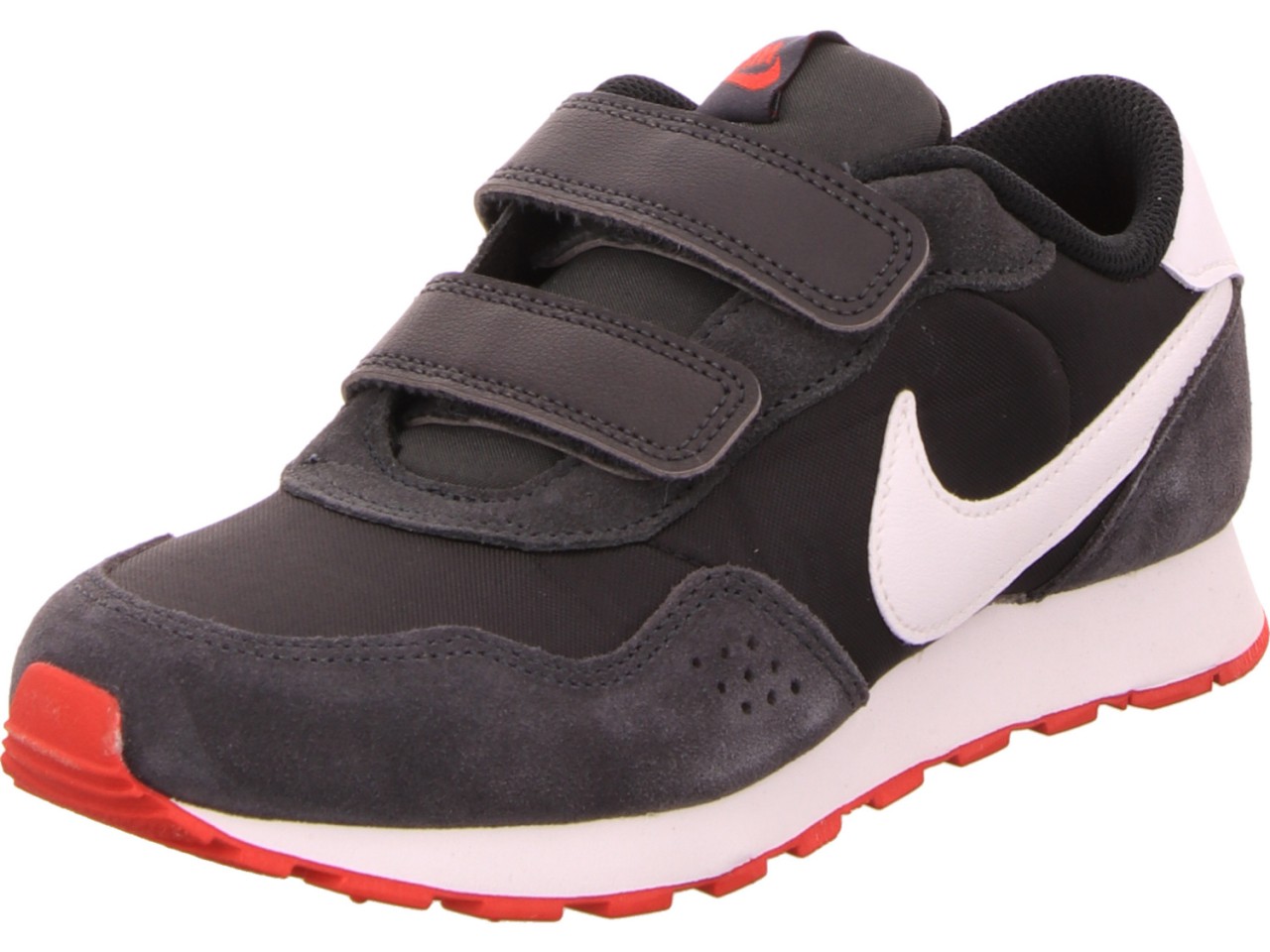 NIKE Jungen Sportschuhe schwarz MD Valiant