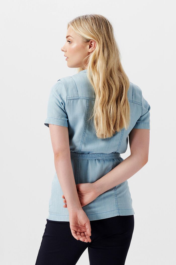 Bluse mit V-Ausschnitt und Knöpfen