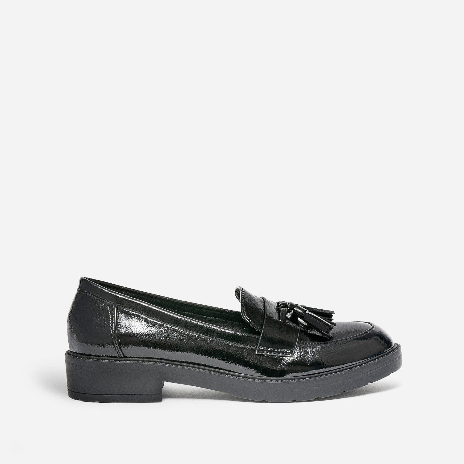 Mocassin noir vernis à pompons