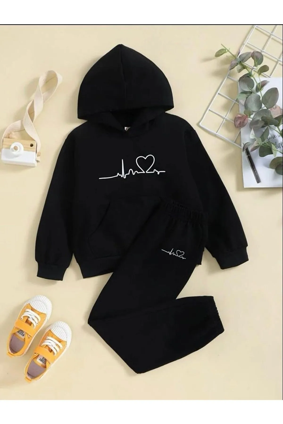 My Blog  Unisex-Overall-Trainingsanzug-Set mit Kapuze und Herzrhythmus-Aufdruck in Schwarz für Kinder