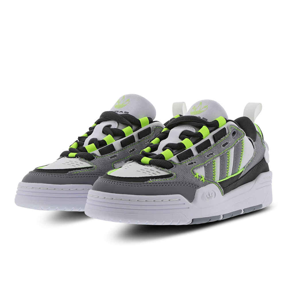 adidas 2000 IG7708 / weiss