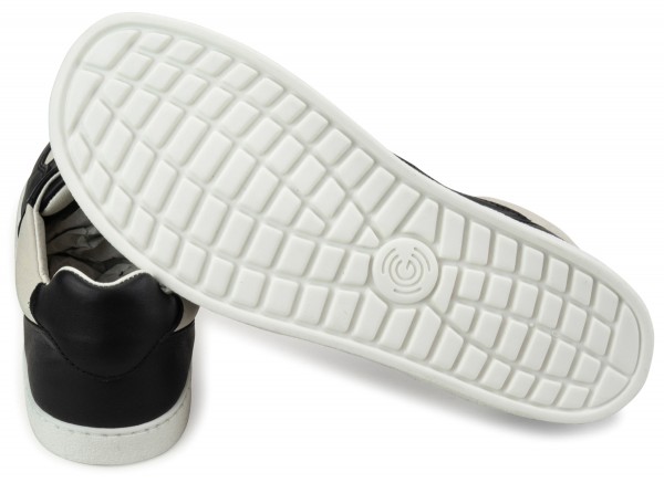 Groundies ~ Nova Special LowCut Sneaker GS1 ~ Black White