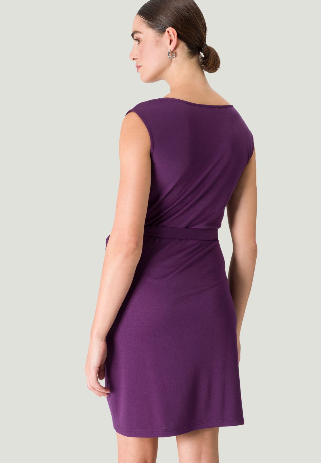 Jerseykleid mit Bindegürtel
