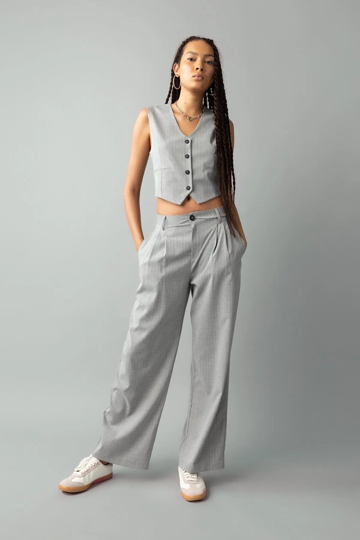 DeFacto  Hose mit weitem Bein, zwei Taschen, hoher Taille und Kragen in Standardlänge B0893ax23au