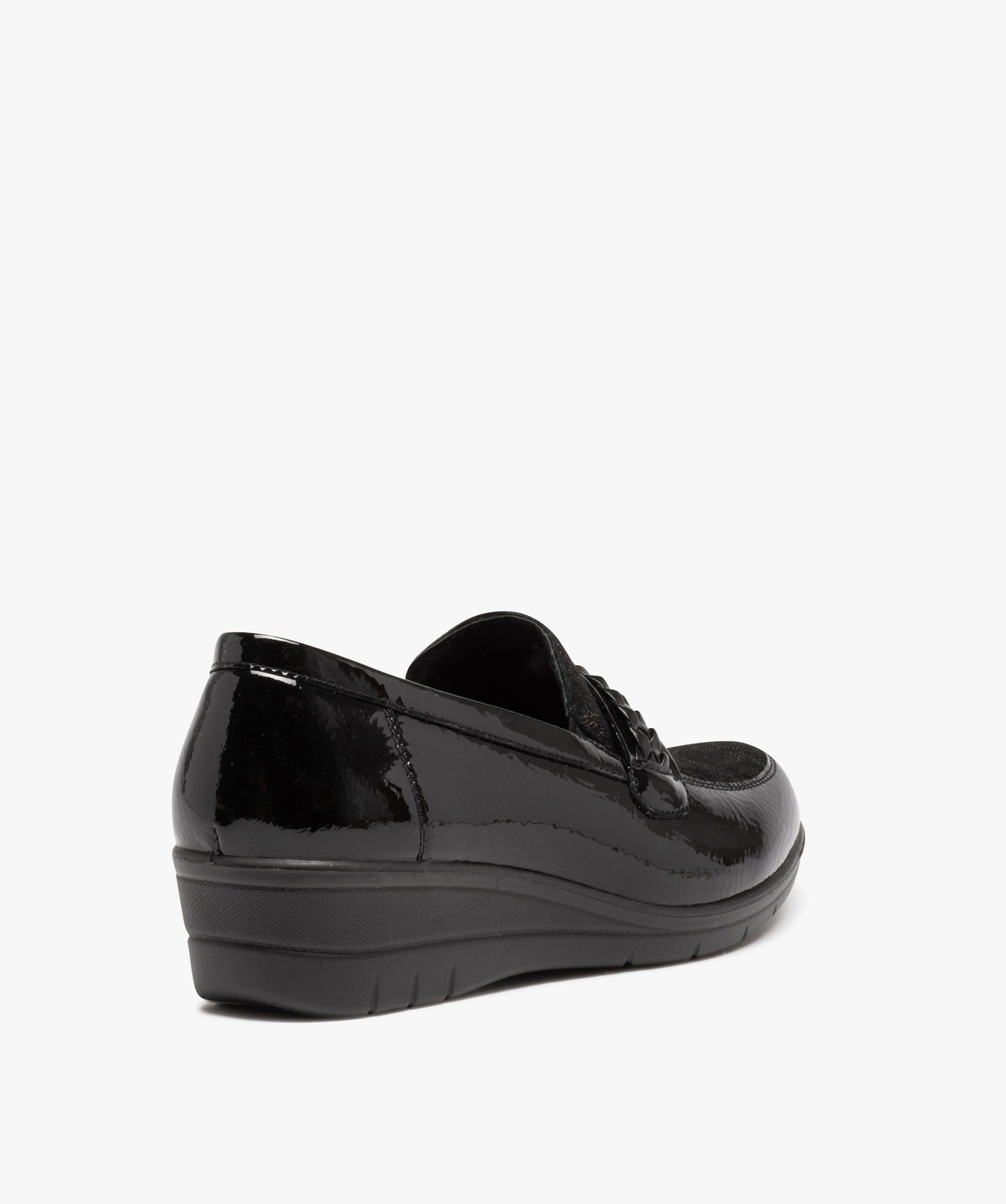 Mocassin confort avec dessus en cuir verni et talon compensé femme