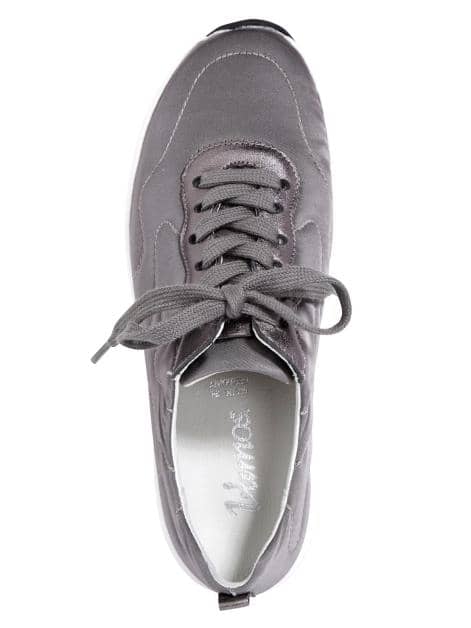 Sportschuh