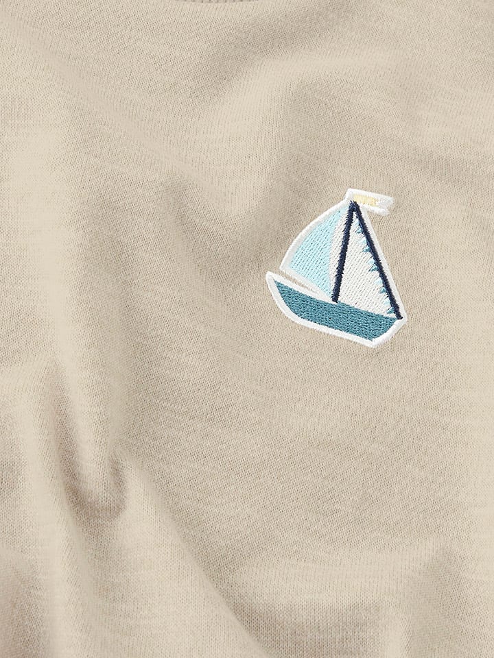 name it Shirt 
