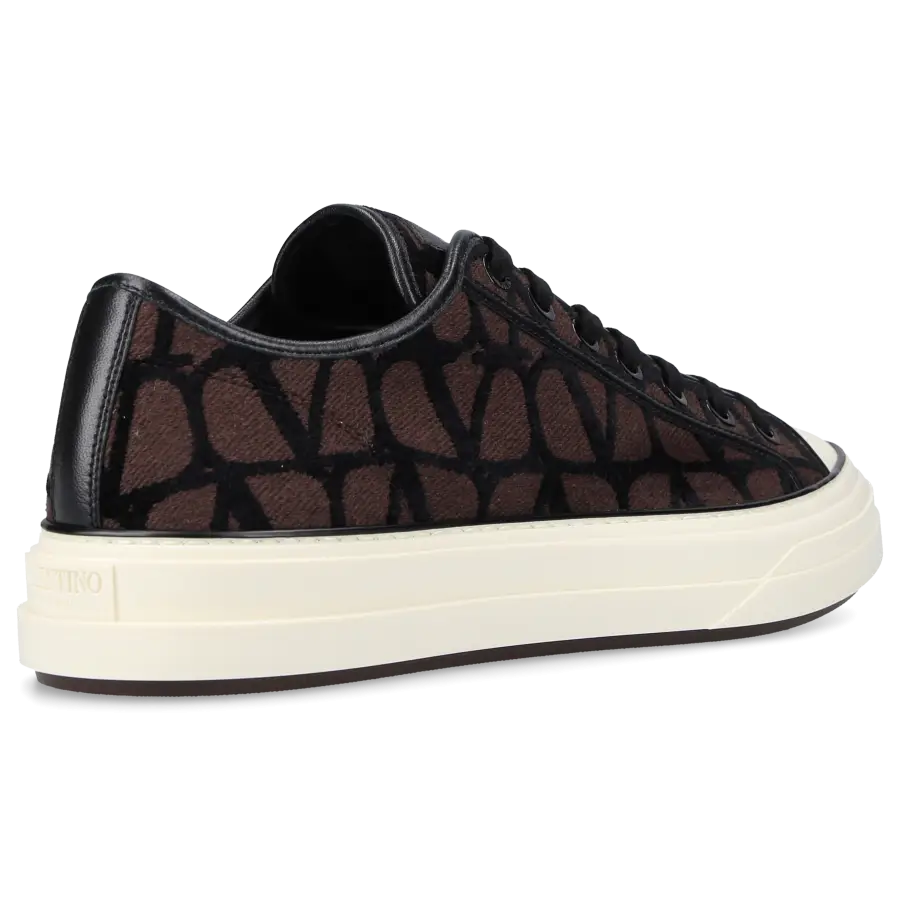Valentino Garavani - Sneaker low TOTALLOOP Canvas - braun