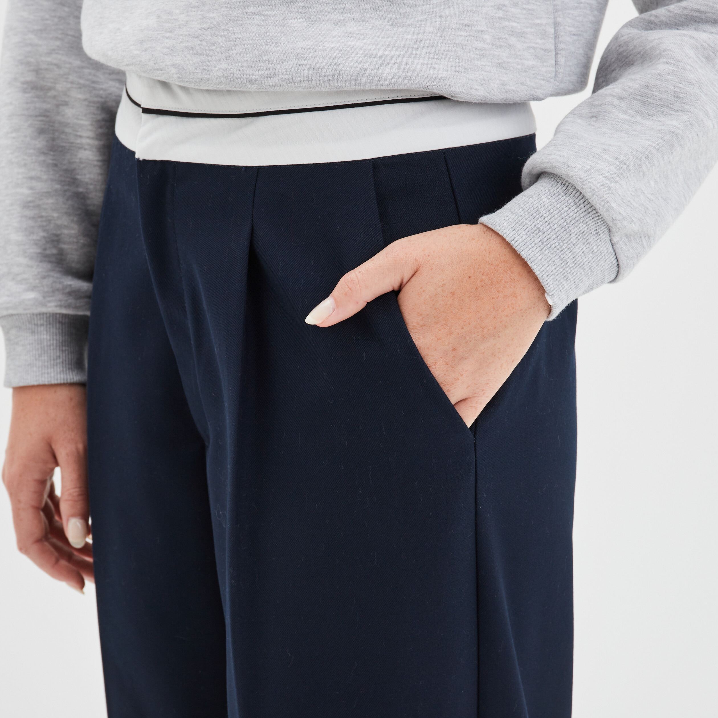 Pantalon large à pinces bleu marine femme | La Halle