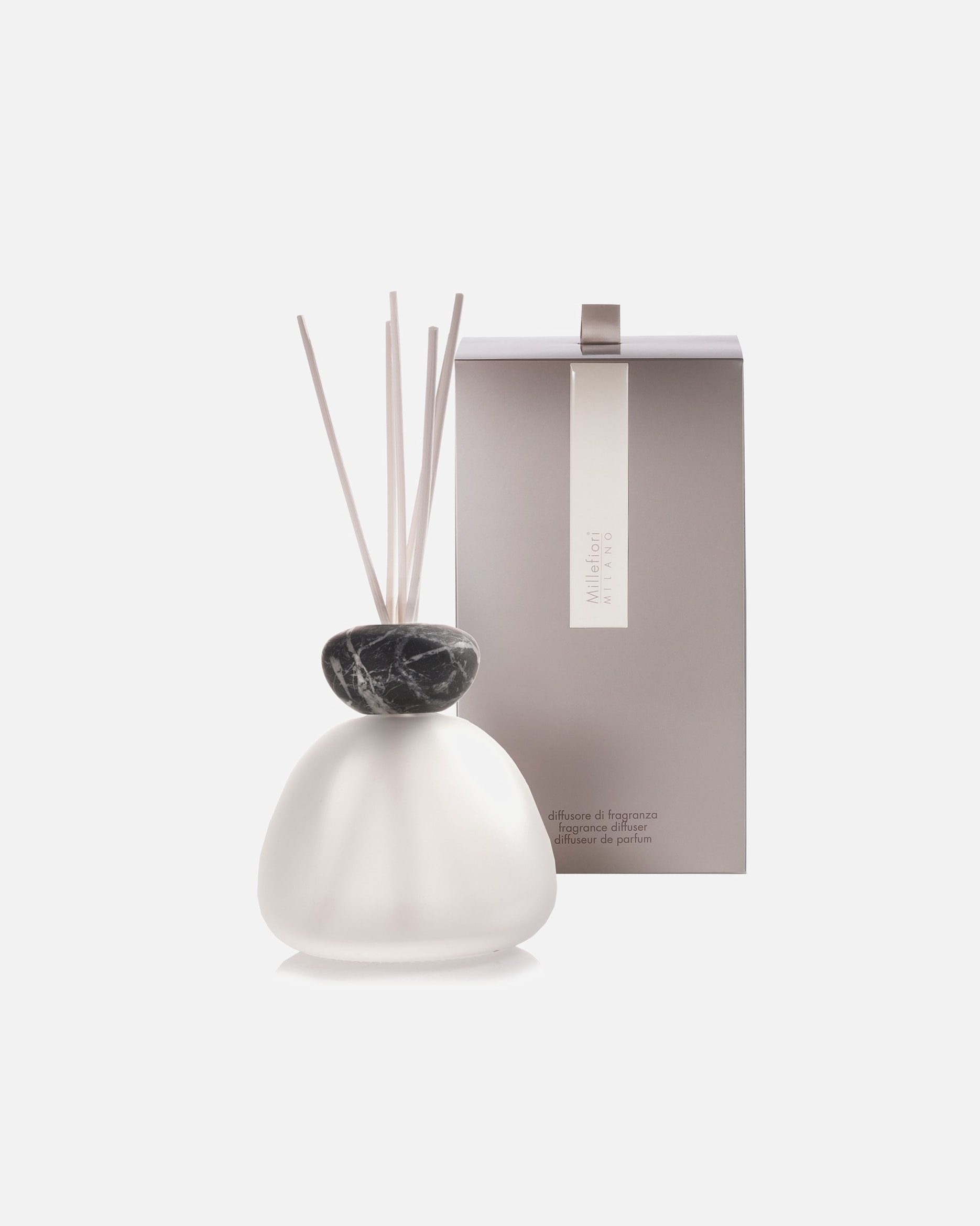 Millefiori MILANO Diffusor aus mattiertem Glas mit schwarzem Deckel