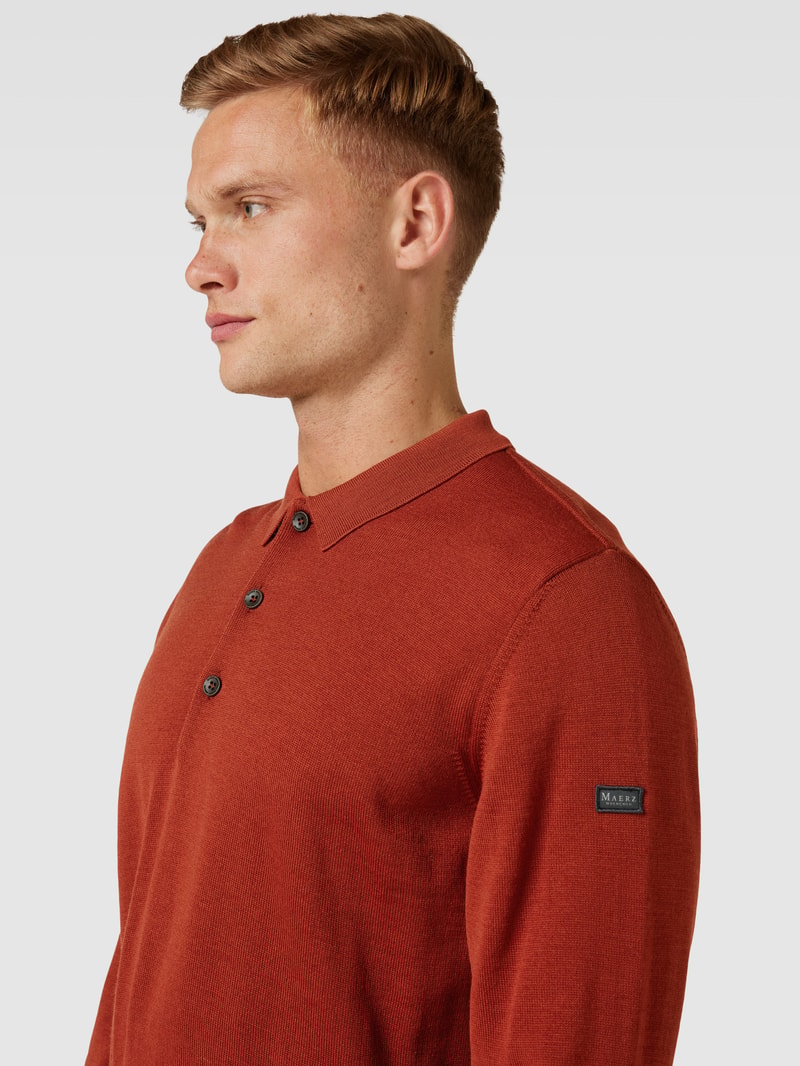 Strickpullover mit Polokragen in kupfer