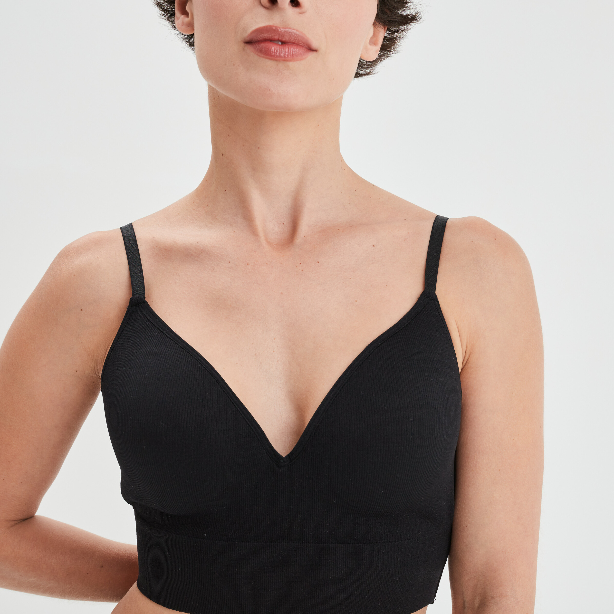 Brassière microfibre à coque noir femme | La Halle
