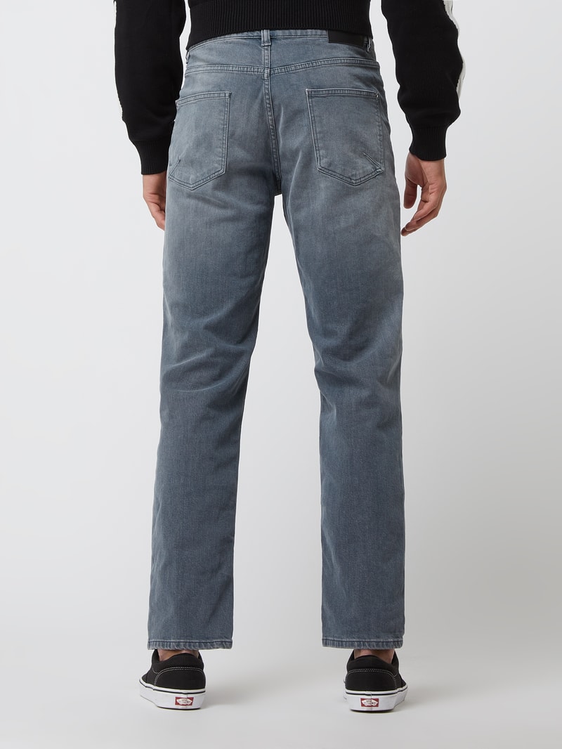 Slim Fit Jeans mit Stretch-Anteil in mittelgrau