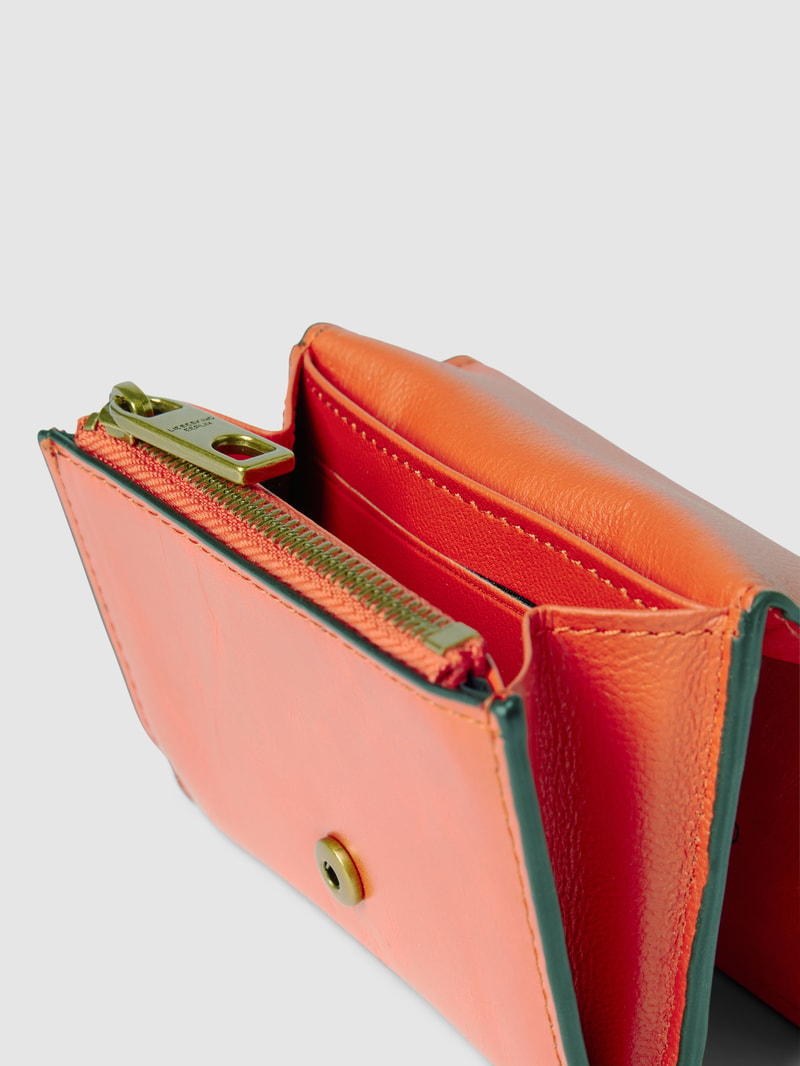 Portemonnaie mit Label-Details Modell 'AISSA' in hellrot