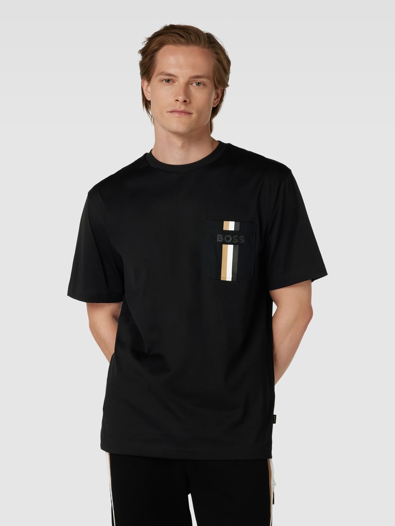 T-Shirt mit Brusttasche Modell 'Tessin' in schwarz